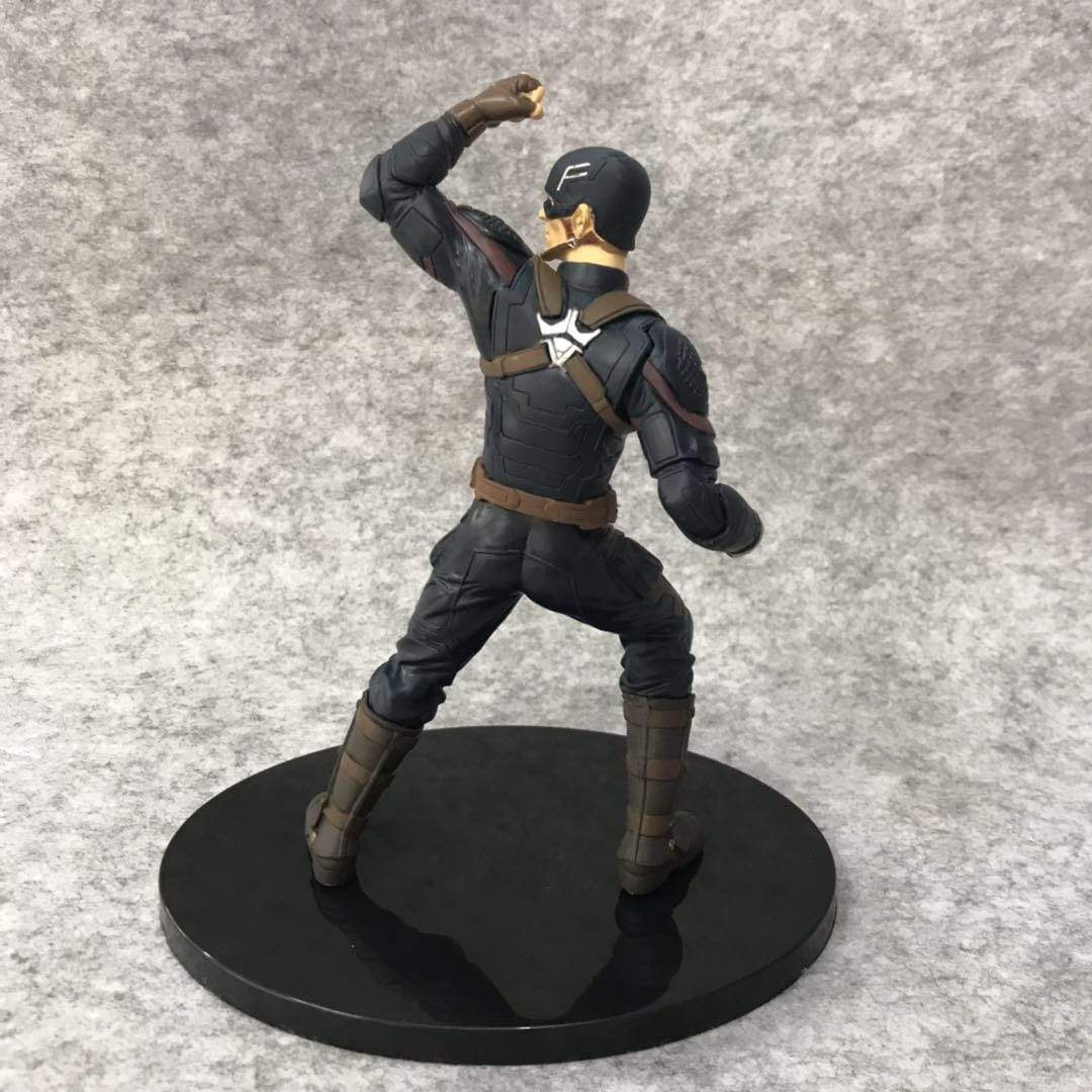 Figurine Captain America 2 Royaume Manga