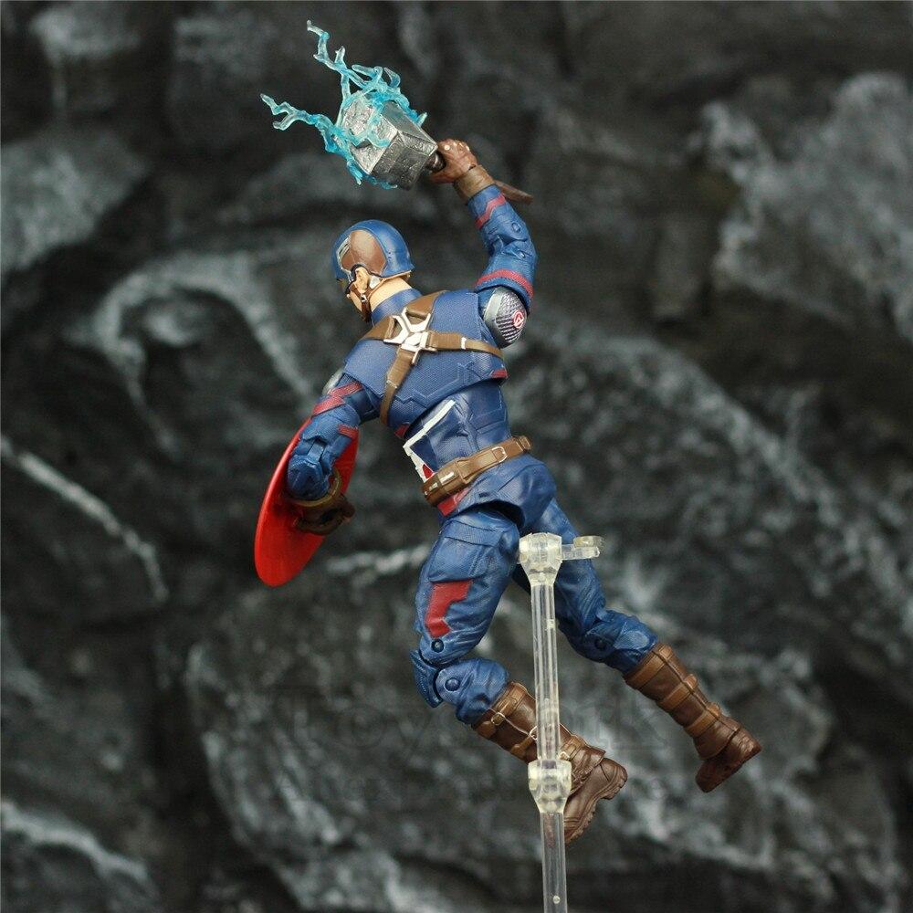 Figurine Captain America avec Marteau de Thor Royaume Manga