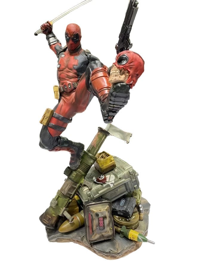 Figurine Collector Deadpool Royaume Manga
