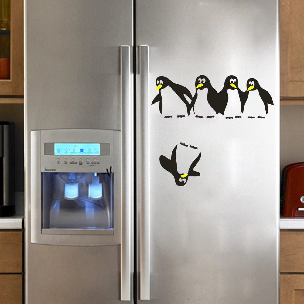 Stickers Frigo Pingouin Royaume Manga Noir