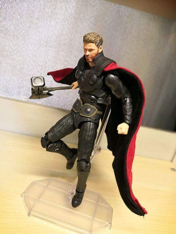 Thor Avengers Figurine Royaume Manga